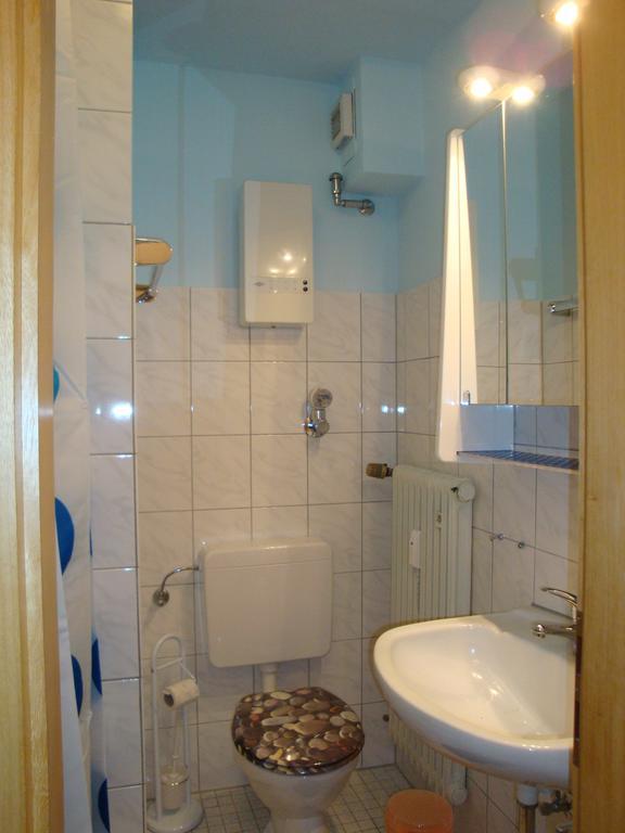 Ferien-& Monteurwohnung Koenen2 Nah Am Westfield Centro Oberhausen  Luaran gambar