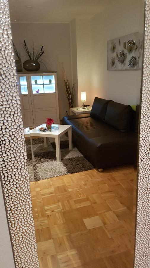 Ferien-& Monteurwohnung Koenen2 Nah Am Westfield Centro Oberhausen  Luaran gambar